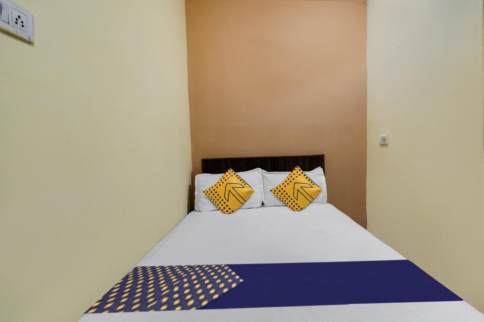 Spot On Hotel Sai Ashirwad Residency Hyderabad Exterior photo