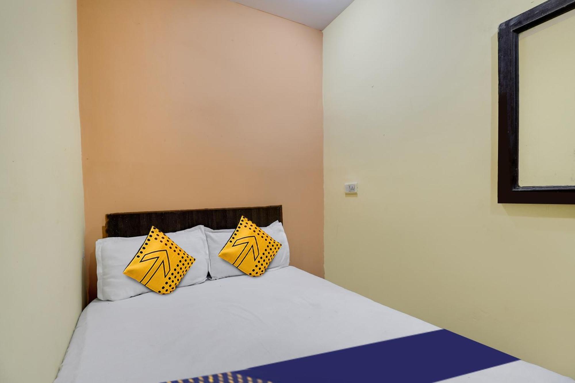 Spot On Hotel Sai Ashirwad Residency Hyderabad Exterior photo